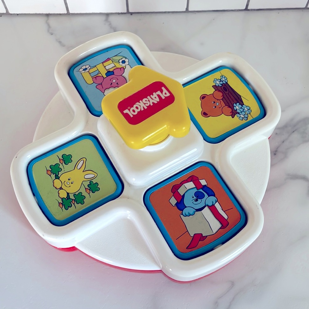 Vintage 1990 Playskool Peek’n Pop Flip Push Toy